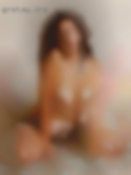 Fat women extra nude large meaty pussie in Miami Oklahoma.